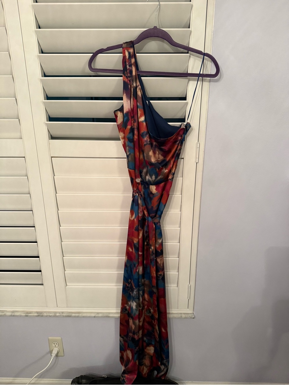 Nicole Miller One-Shoulder Floral Satin Maxi Dress in Red, Blue, Rust - Picture 2 of 3